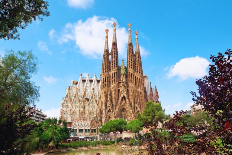 5 Days in Barcelona Itinerary: Guide for a Perfect Holiday